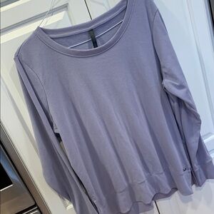 Gaiam lavender long Sleeve Relaxed top. Size XXL